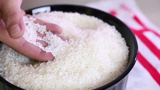 Preparazione condimento riso